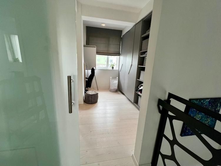 Penthouse modern 4 camere • 120 mp + 60 mp terase • Soporului - Poză 12