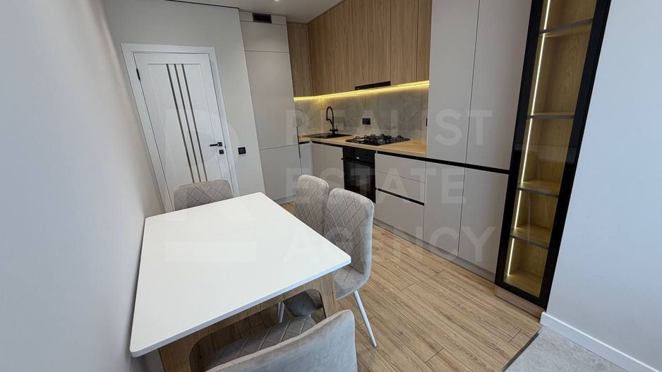 Vânzare, apartament cu 2 camere 50 mp, str. Ialoveni Telecentru - Poză 3