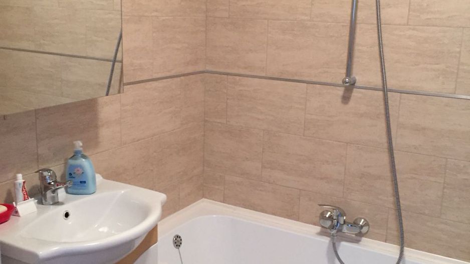APARTAMENT  ZONA  COLENTINA - Poză 6