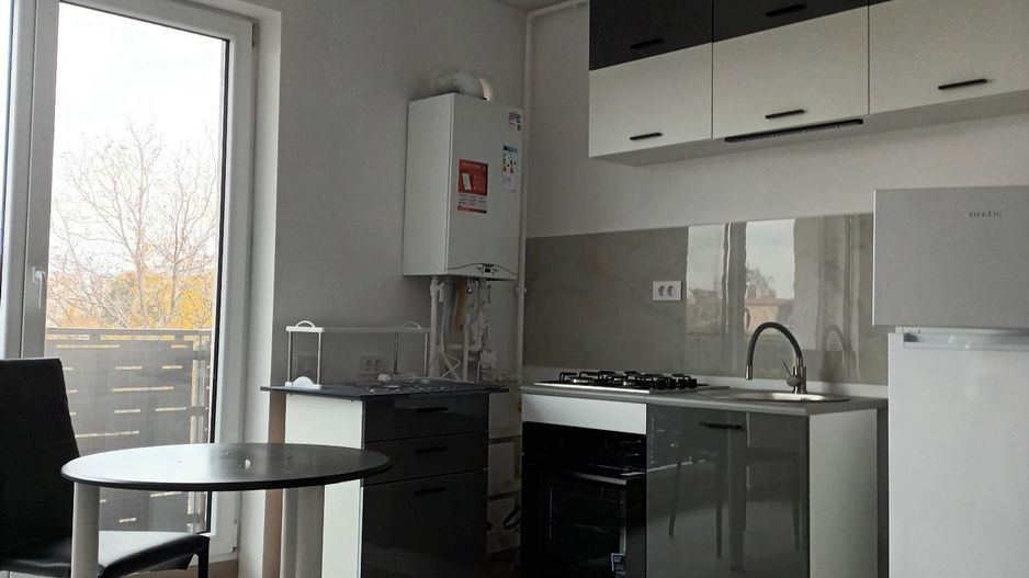 Inchiere ap 2 camere Apărătorii Patriei - Poză 1