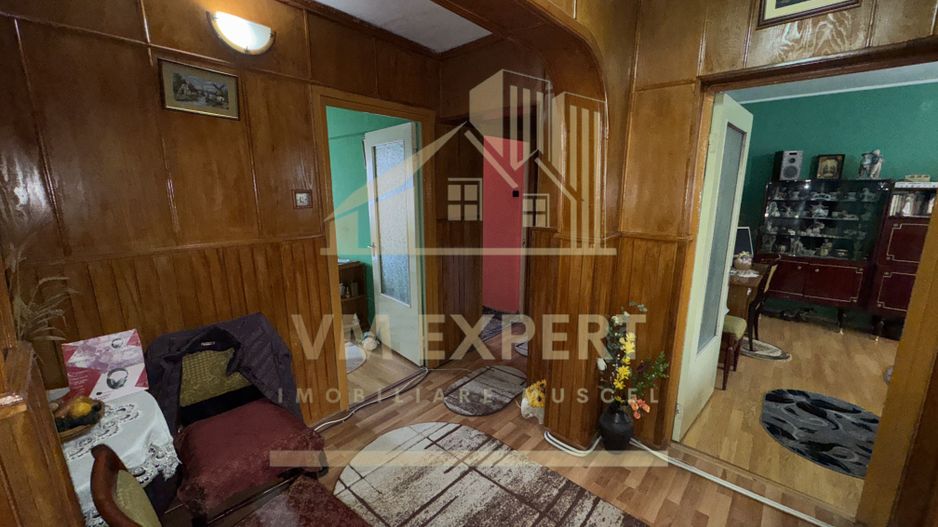 APARTAMENT 3 CAMERE CAMPULUNG, ETAJ 4, GRUI - Poză 8