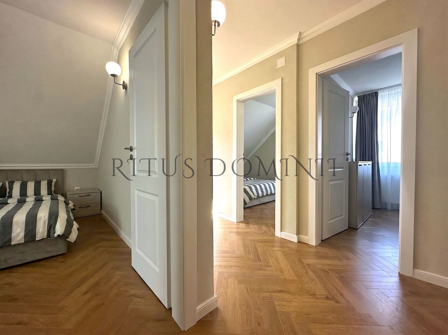 Casa cu 5 camere lângă Pădurea Felix, Cihei, 120mp - Poză 5