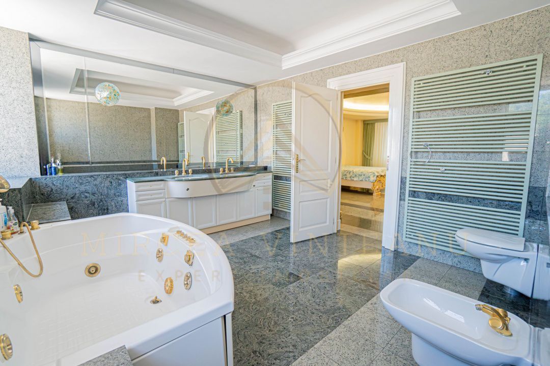 Ultracentral -Cladire impozanta  D+P+2E. - Poză 32