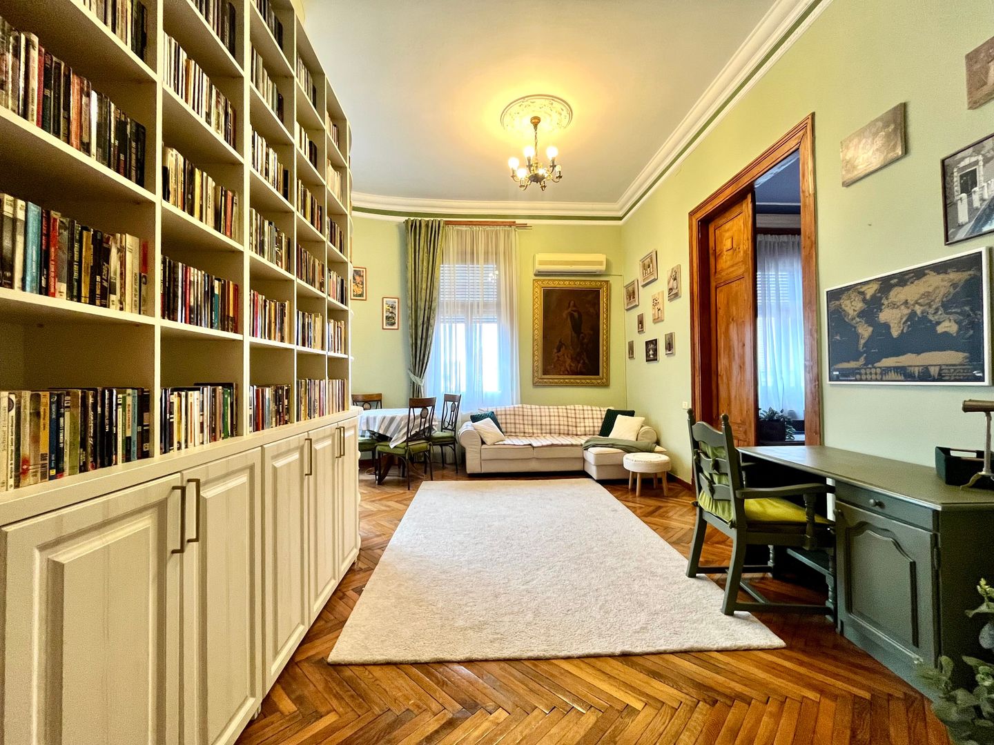 Apartament grandios cu vedere spectaculoasă spre Piața Libertății - Poză 13