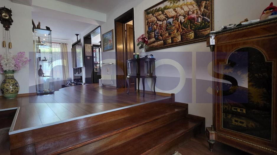 VANZARE CASA 10 CAMERE | ZONA VATRA LUMINOASA - Poză 4