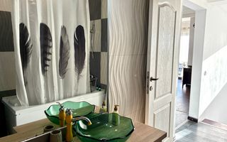 Casă / Ghimbav / 4 camere / Curte privată / Terasă - Poză 33