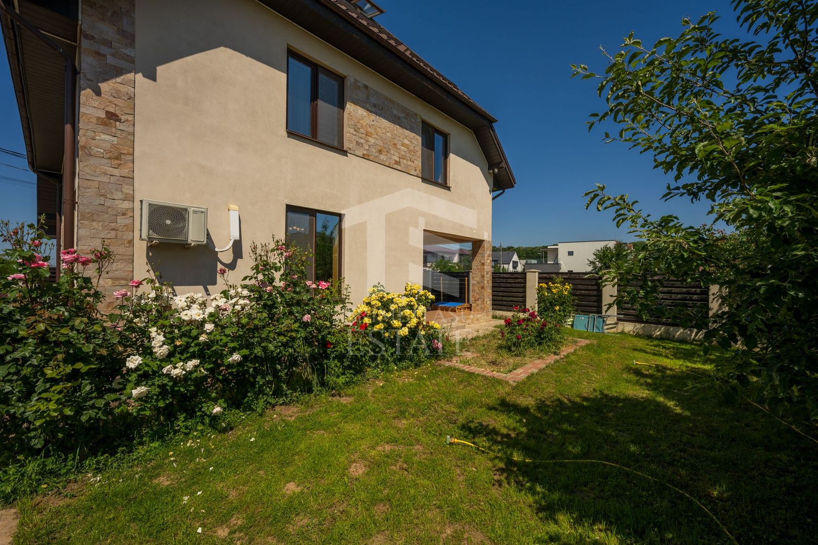 Vila Individuala Voluntari Pipera - Matei Millo - LOT 360 MP  P+1E+POD - Poză 2