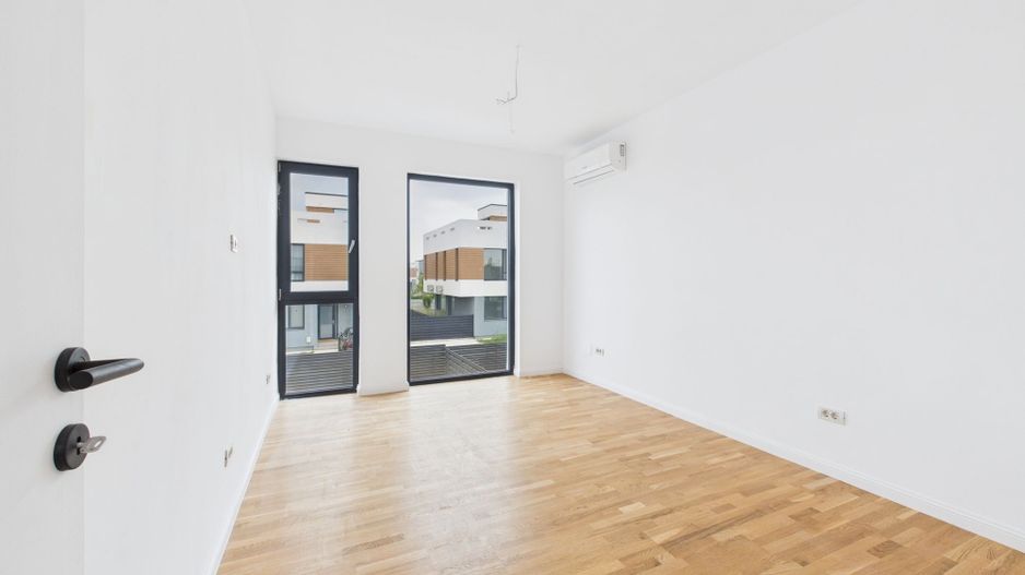 Casă în ansamblu rezidențial cu 5 camere, Tunari, aproape de oraș - Poză 6