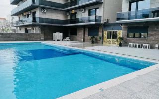 Studio MAMAIA NORD spațios, mobilat complet - PISCINA EXTERIOARA - Poză 1