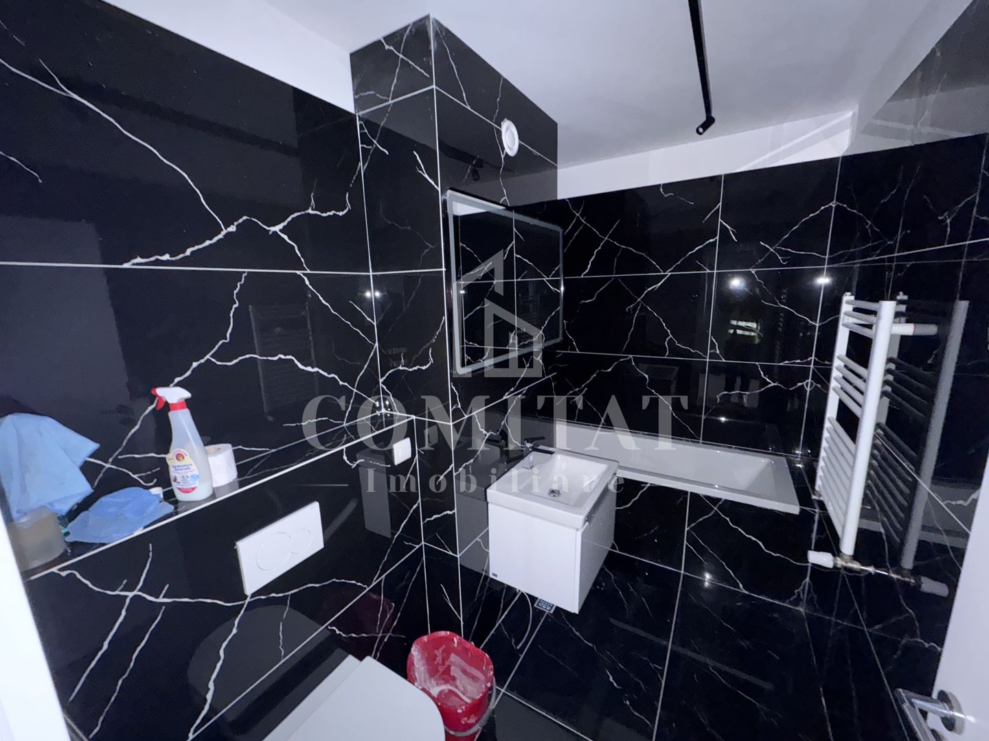 Apartament în imobil premium în zonă centrală | Parcare | Panoramă - Poză 5