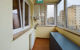 Apartament cu 3 camere în Zona 300 - Poză 7