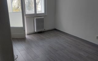 Apartament 2 camere Mănăștur, etaj 1, renovare începută, ideal investi - Poză 1