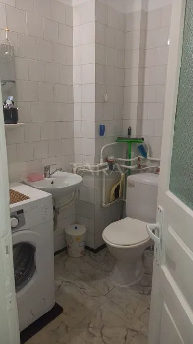 Garsonieră de 18 mp, etaj 2, zona Stadionului CFR, Gruia. - Poză 5