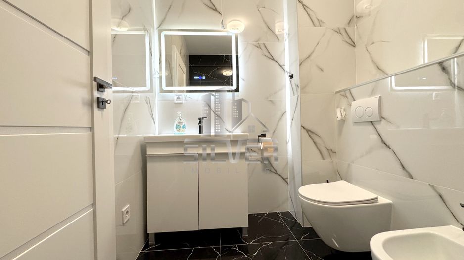 Apartament cu 2 camere la cheie in West City Tower. - Poză 8