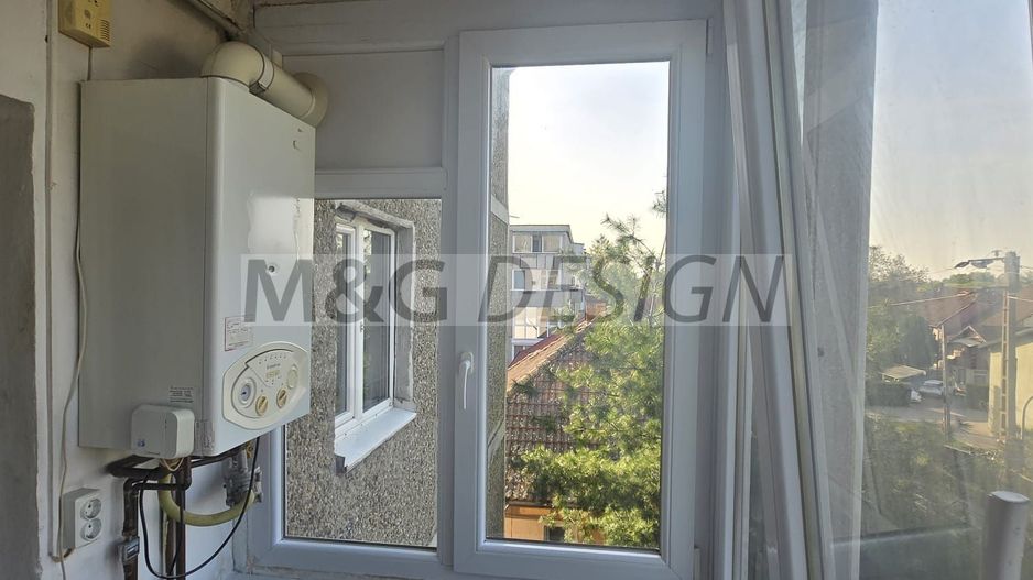 Ap 3 camere, zona Lipovei, etaj 3, decomandat - Poză 20