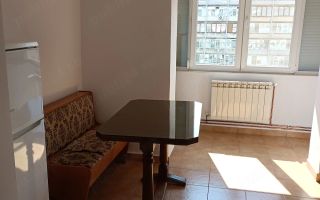 Apartament 2 camere smicentral etaj intermediar - Poză 4