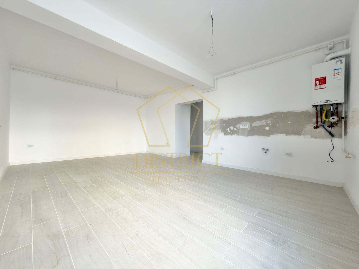 Apartament cu 2 camere, 54 mp utili la parter finalizat la asfalt in Giroc. - Poză 3