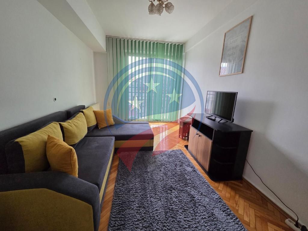 Apartament cu 2 camere ultracentral de inchiriat pe termen scurt (1-6 luni) - Poză 2