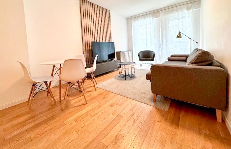 Închiriere apartament 3 camere, 70mp | Bloc Boutique - Poză 1