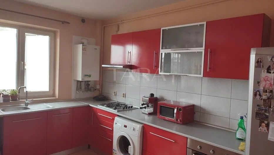 Apartament decomandat cu 2 camere, parcare inclusă, Florești. - Poză 1