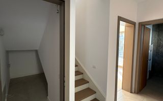 Casa cu 4 camere - Dumbarvita - Poză 11