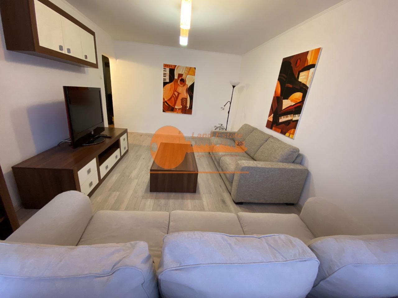 2 camere Aviatieie - Poză 4