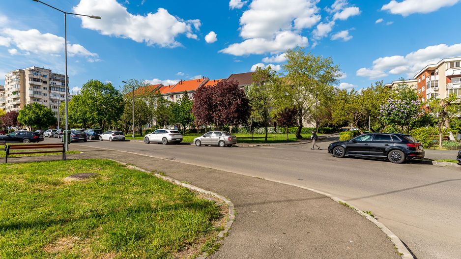 Apartament 3 camere Micalaca 300. Vedere superbă spre Mureș - Poză 14