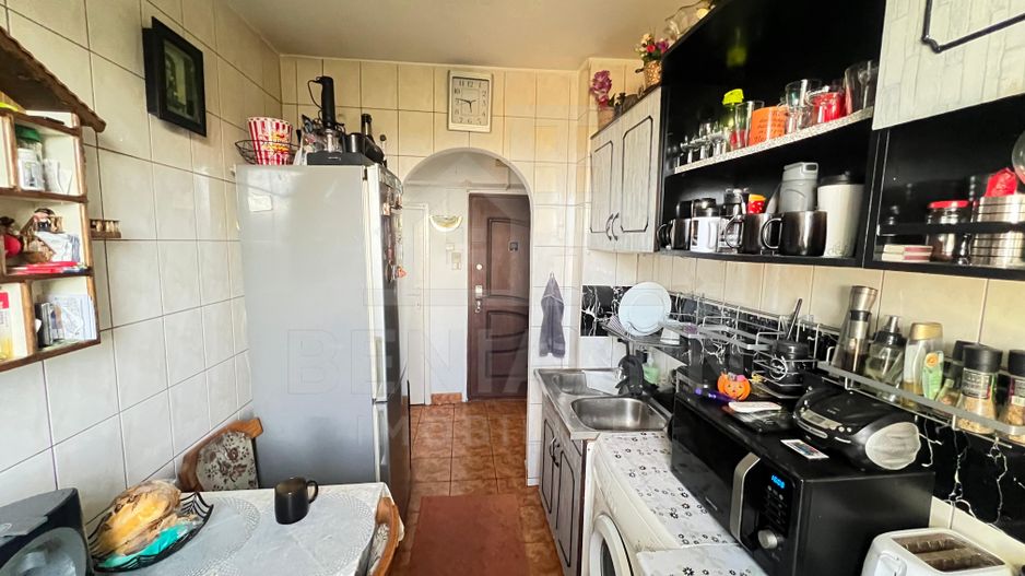 2Camere-50mp-Mobilat-Utilat-Centrala-Parcare-Lift Nou-Bd.Saturn-Astra - Poză 7
