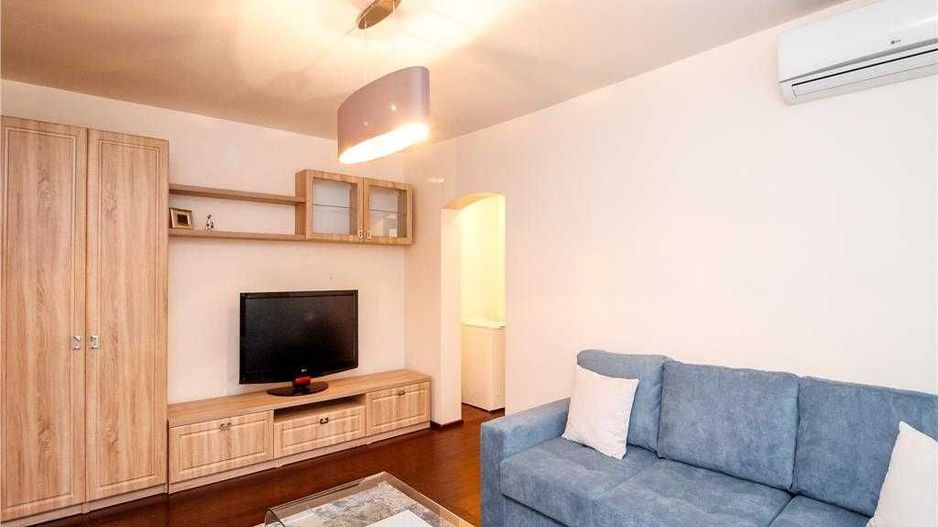 Apartament 2 camere cochet, mobilat modern, etaj 2, Bld. D. Cantemir, Unirii - Poză 1