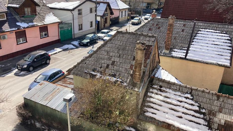 Cartierul Astra, casa batraneasca cu 166mp teren, 83000 euro - Poză 4