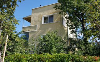 Casa situata in imediata apropiere a Cetatii - Poză 1