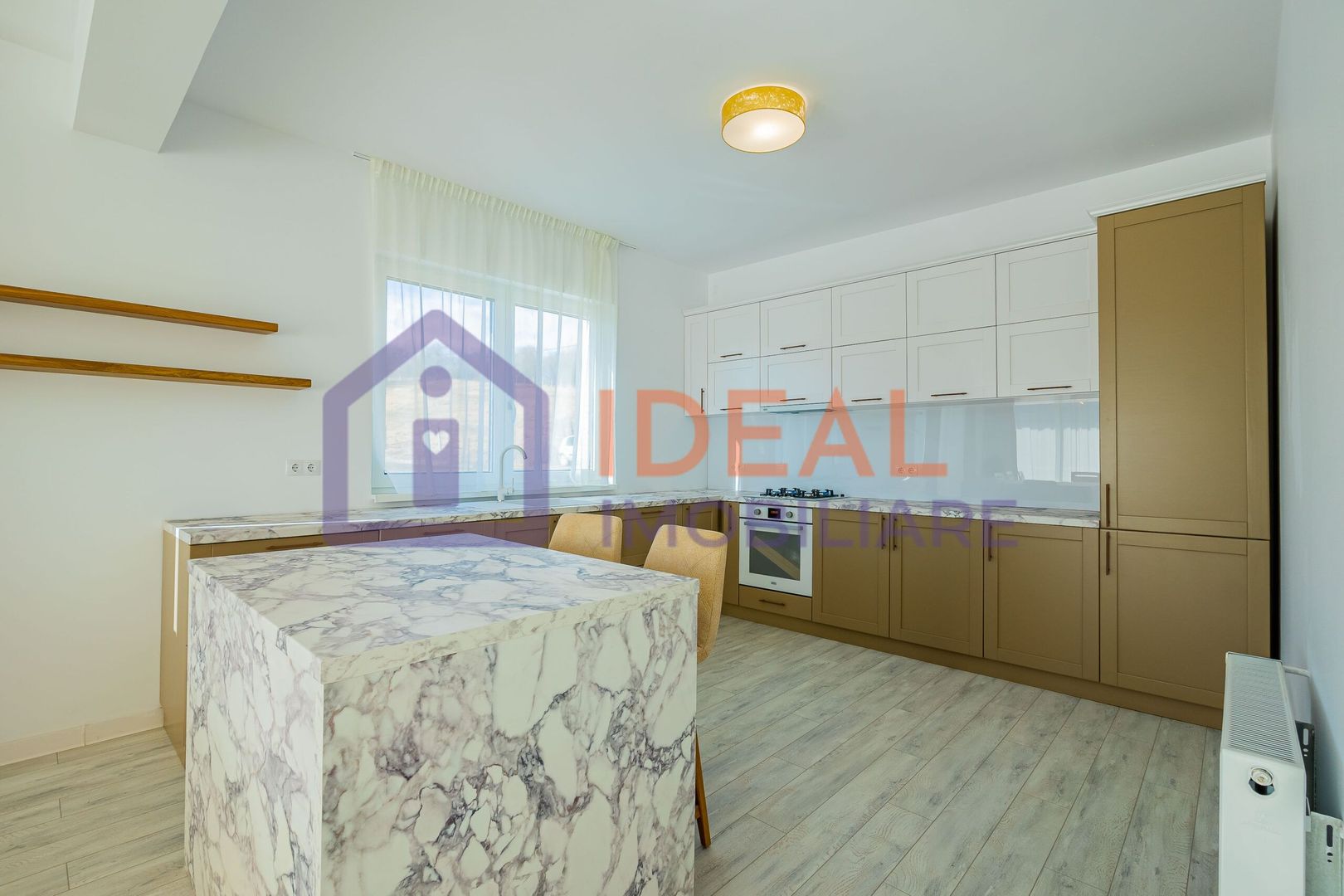 Casă premium D+P+E | Mobilată complet | Teren 634 mp | Cisnadioara - Poză 5