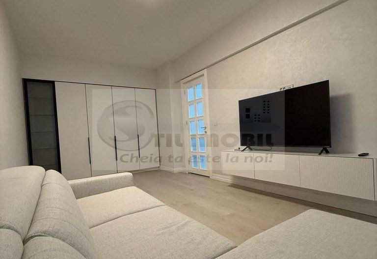 Apartament modern cu 2 camere - Royal Town, Copou - 600€ - Poză 1