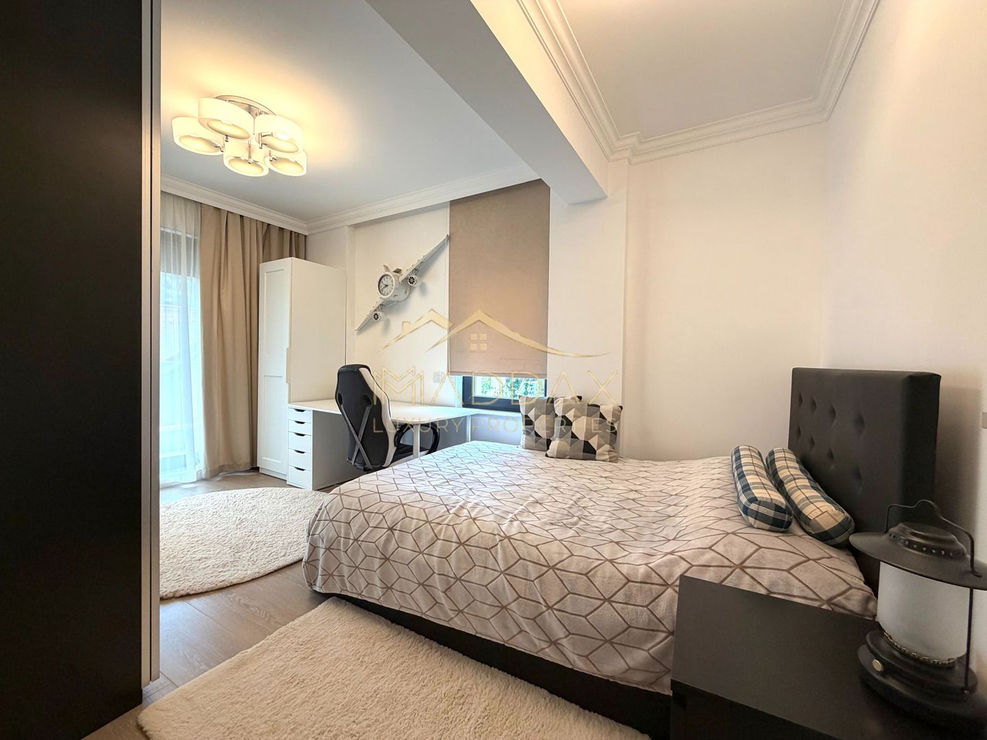 Apartament de tip Duplex 6 camere *250mp* + 2 Garaje // Herastrau - Poză 31