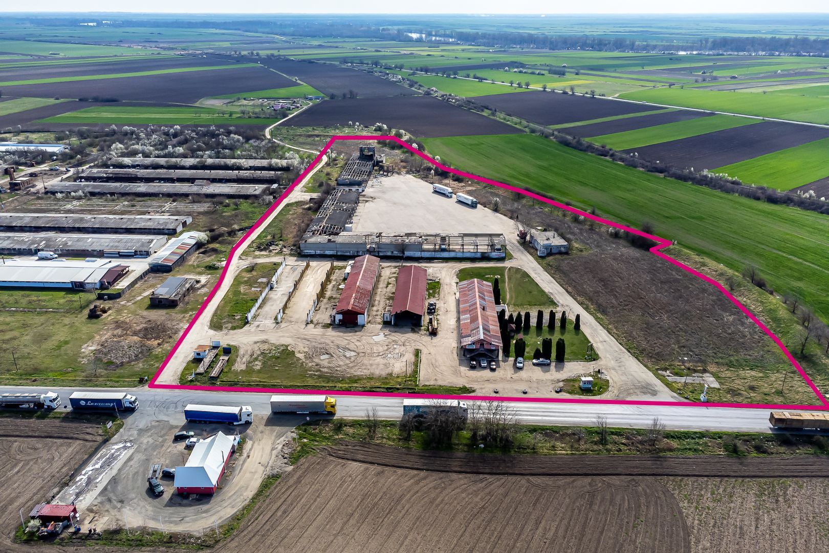 4,2 ha Teren DN7 Nădlac pentru Parc Logistic - Poză 1