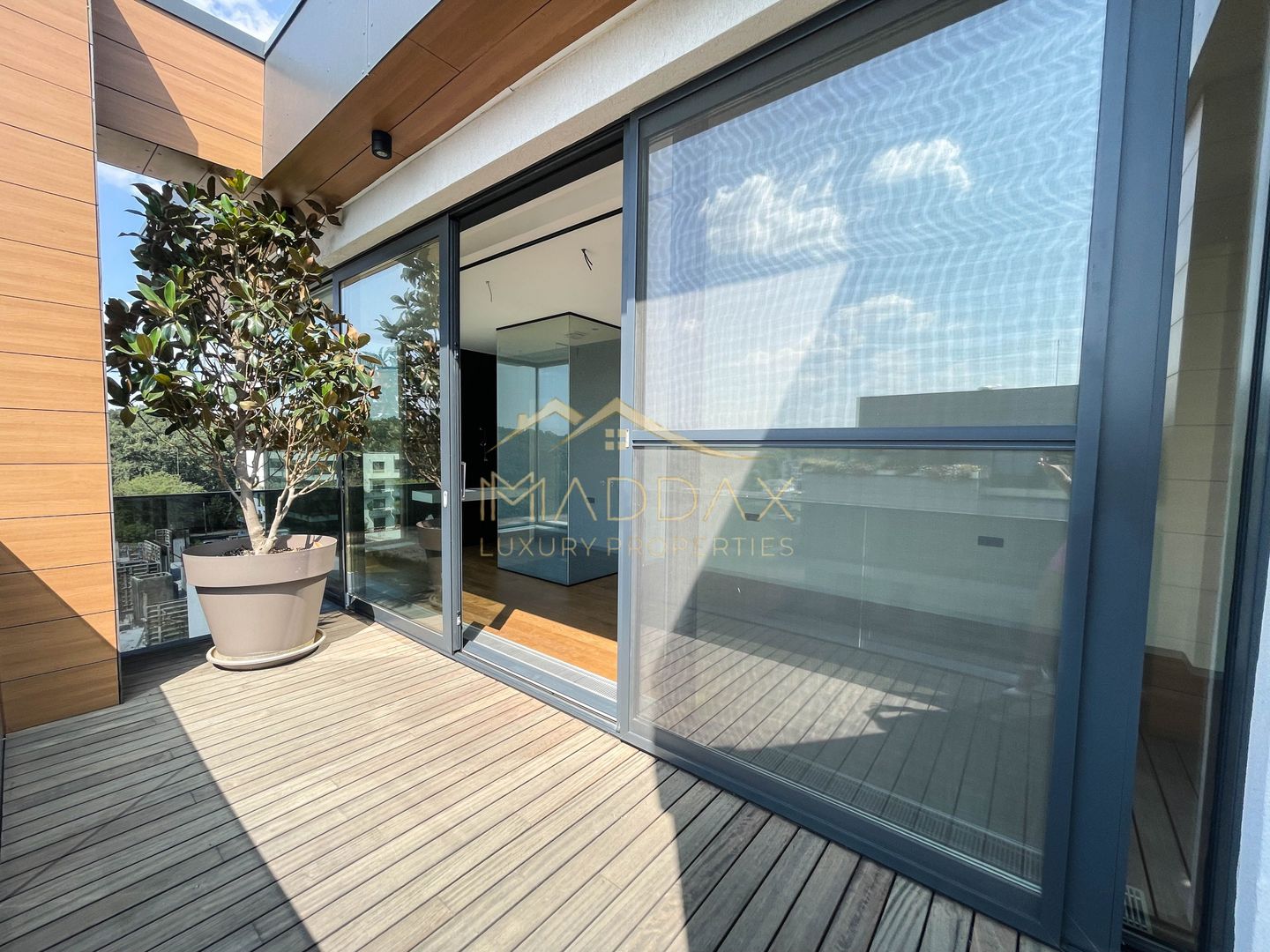 Incredible Penthouse *433 SQM* + 160 SQM Terrace // Baneasa - Poză 22