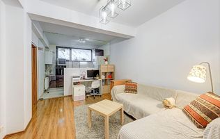 VANZARE 3 CAMERE | DEMISOL LUMINOS | 75 mp | ZONA DAMAROAIA