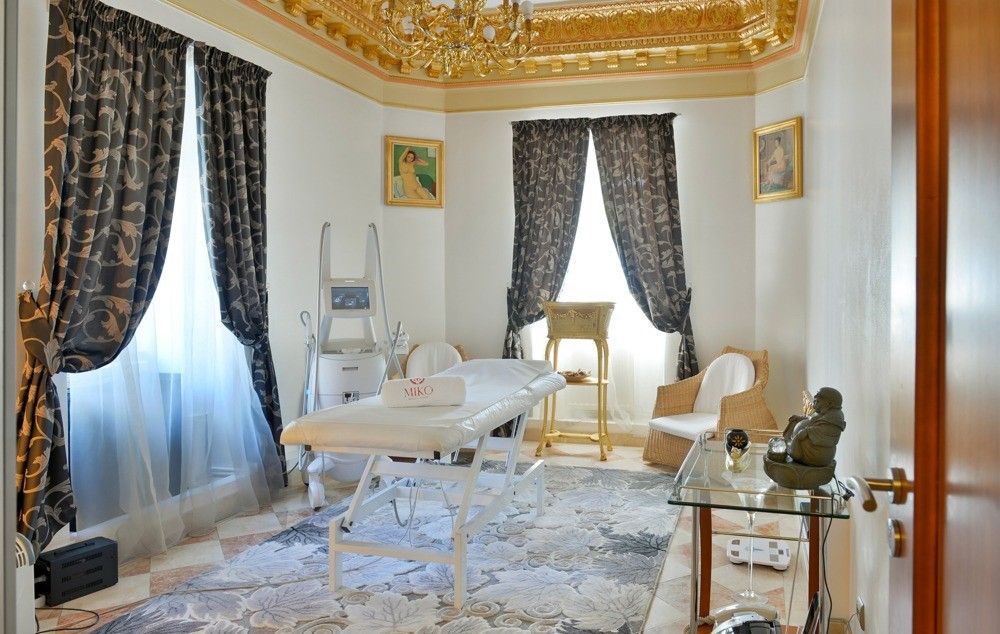 Palat de lux Piata Romana - Poză 7