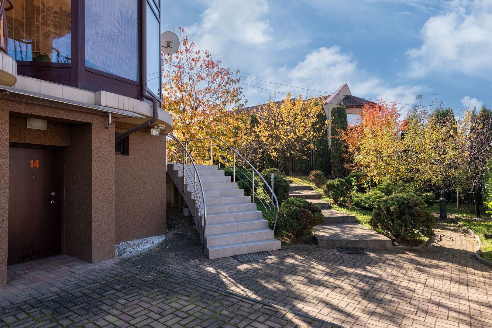 VILĂ 550 mp, LOT 1.006 mp Cartier Europa - Poză 10