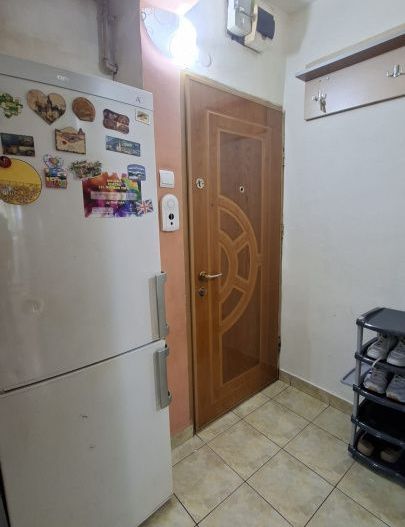 Apartament de 2 camere Pitești et.1 zona Piață Razboeni! - Poză 3