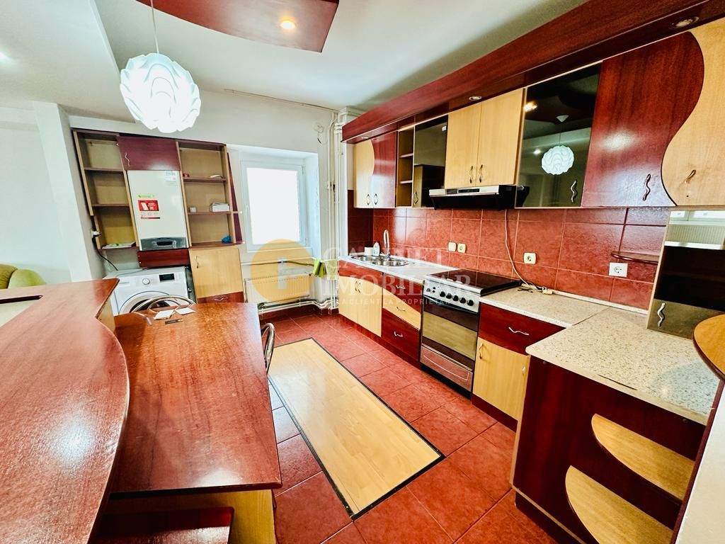 3 Camere Decomandat 78mp - Bloc 1990 - Zona CUG - Poză 1