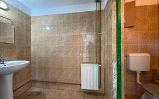 Hala 300 mp | Birouri + Vestiar | Acces auto | 3 intrari | Zona Lipovei - Poză 25