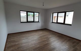 Casa 4 camere, teren 673 mp, toate utilitatile, Micesti - Poză 5