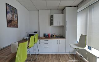 Spațiu pretabil birouri/cabinete medicale - Poză 25