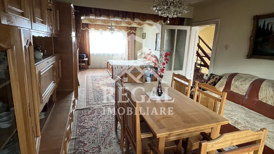 PRET NOU - Casă de vânzare – construcție solidă și spațioasă - Poză 4