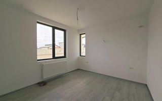 Casa - 444mp teren - 4 camere- cartierul nou -154.990 euro - Poză 3