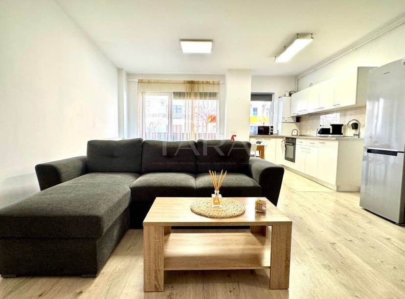 Apartament Modern cu Terasă Spațioasă - Poză 1