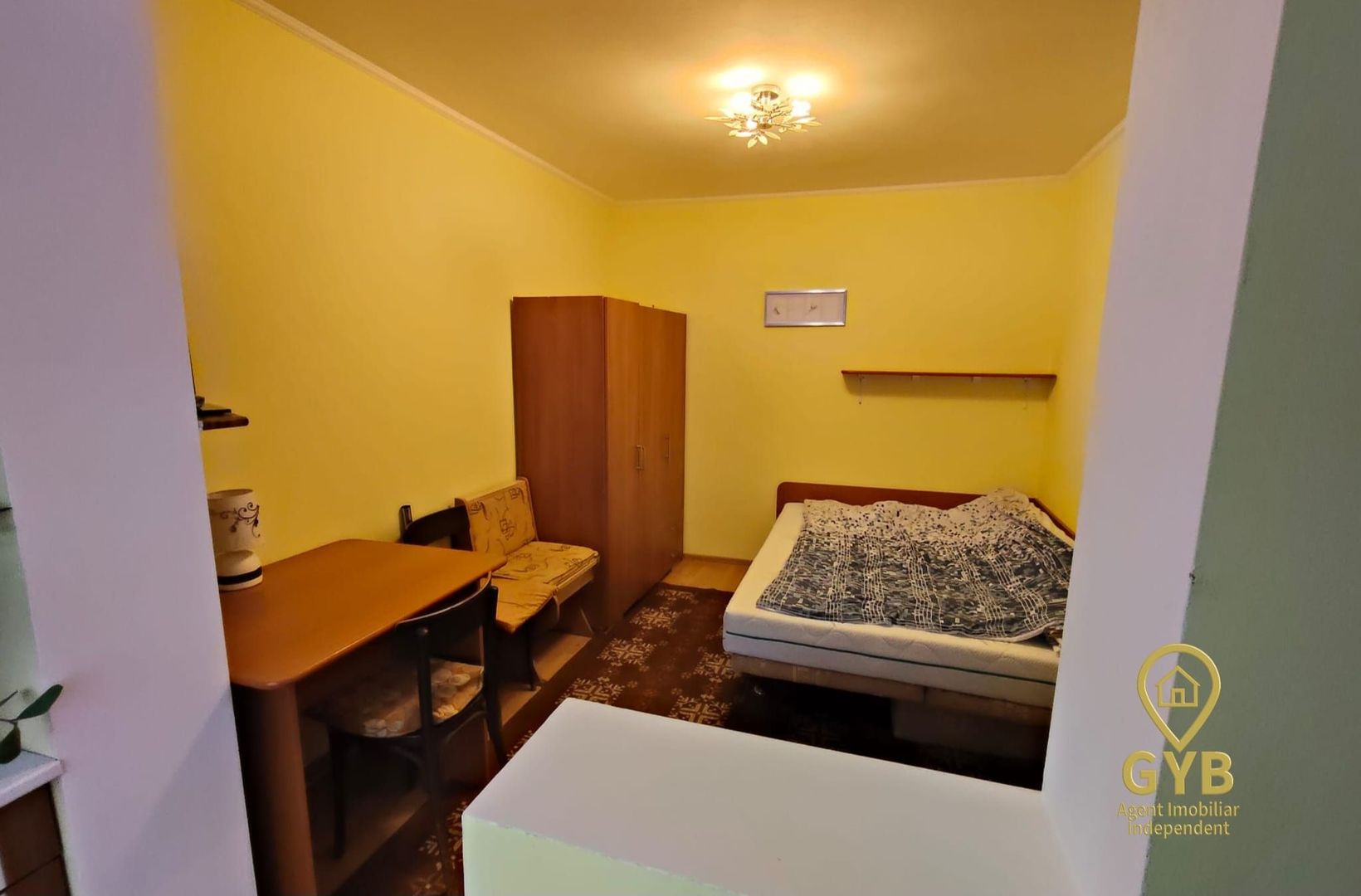 APARTAMENT CU 2 CAMERE DE ÎNCHIRIAT – VELENȚA, STRADA RĂZBOIENI - Poză 2