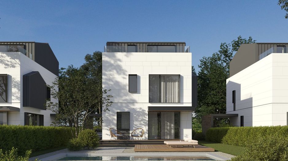 UP ON FOREST - Poză 6