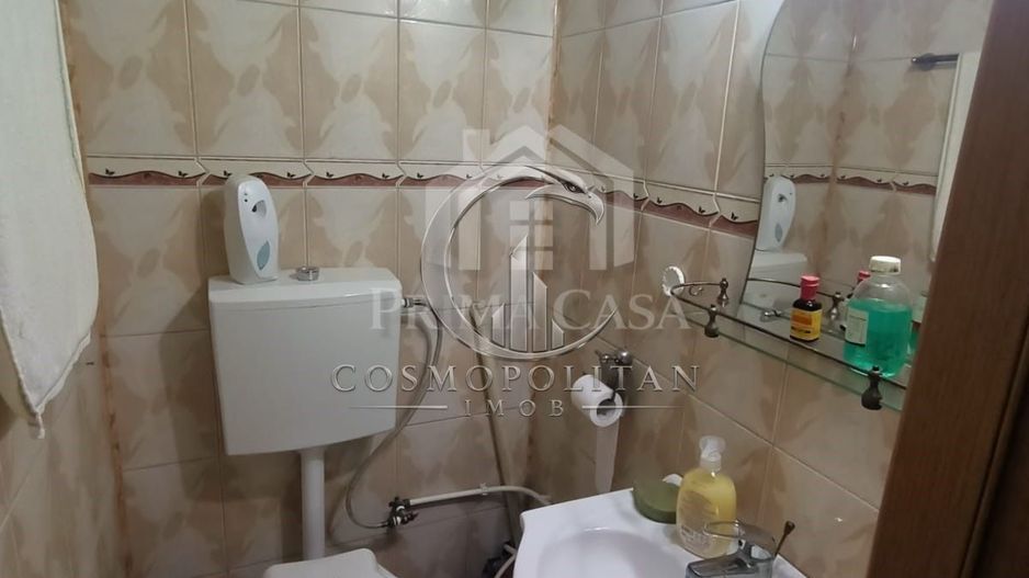 Apartament cu 3 camere zona Pod etaj 2 din 4 confort 1 cu imbunatatiri - Poză 4